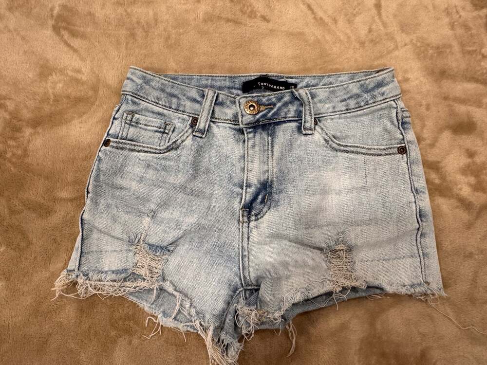 Contraband Girls Distressed Light Wash Denim Cut-Off Jean Shorts Size 12